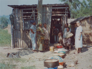 Compra de un molino de gasoil para moler manioco y maz. Kinshasa - Lac Martshi